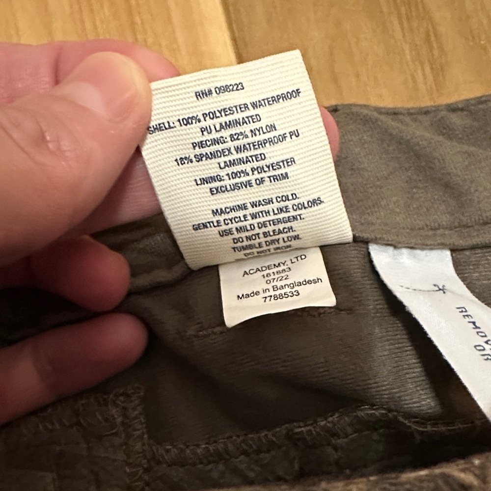 Magellan Outdoors Women’s Insulated Waterproof Hunting Pants - Picture 3 of 9